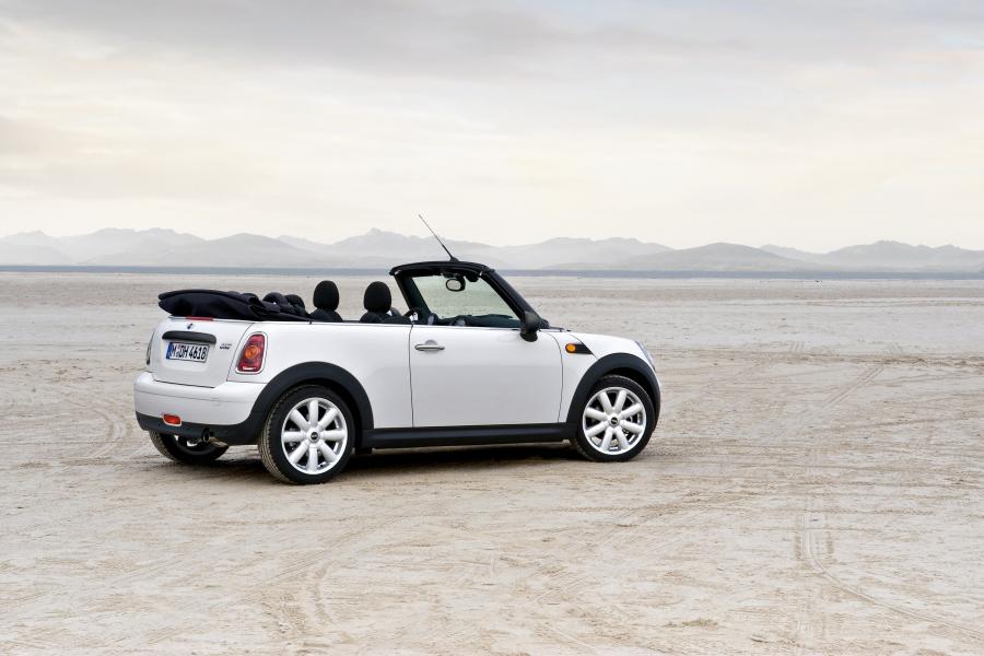  Mini One Cabrio 2010 года  (фото 3 из 4)